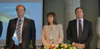 Bullrich: “Si no se van, los sacamos”