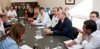 Hubo acuerdo entre el Gobierno y los gremios docentes nacionales