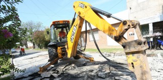 Trabajos de repavimentación en Villa Ballester