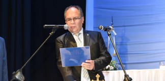 Descalzo confirmó los cambios en su gabinete