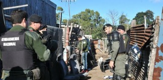 Allanamiento en desarmadero en el Barrio Esperanza