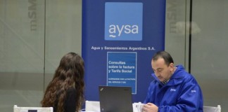 Tramitan la Tarifa Social de AySA en el hall del municipio