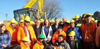 Macri, Vidal y Valenzuela, en inicio de obras en Ruta 8