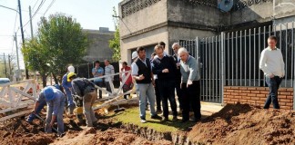 Obras para llegar a cobertura total de agua y cloacas