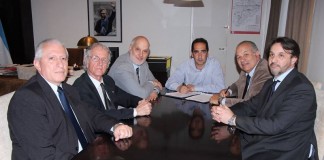 Tagliaferro firmó convenios de cooperación con la UNLaM