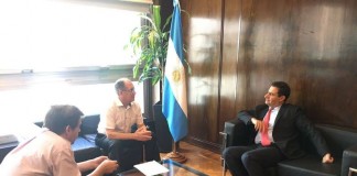 Descalzo le pidió a Regazzoni la finalización del Hospital del Bicentenario