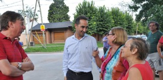 Tagliaferro recorrió las nuevas calles asfaltadas en Castelar