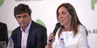 Vidal anunció adelanto de la paritaria docente y “premio” anti paro