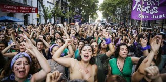 Miles de mujeres reclamaron por la igualdad de género