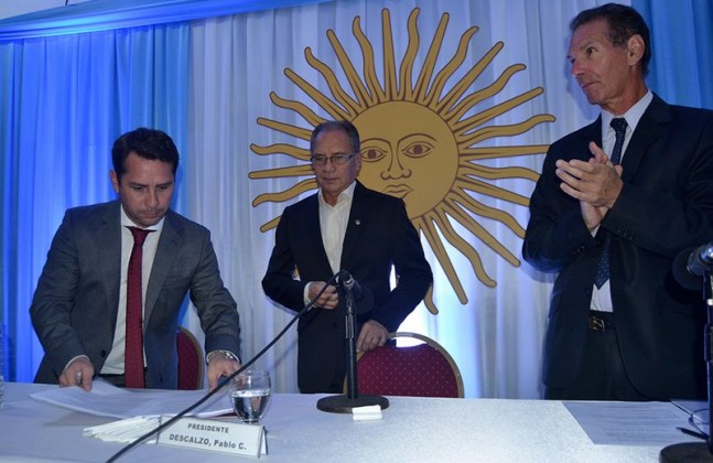 Descalzo no ahorró críticas y reclamos al gobierno de CambiemosGuía de