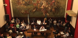 La interpelación por el SAE se desdibujó por acusaciones cruzadas