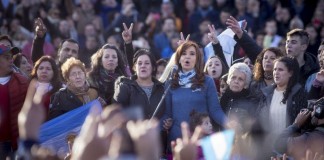 CFK: “Necesitamos ponerle un límite a este Gobierno”