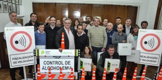 Tagliaferro y De la Torre entregaron kits de alcoholemia