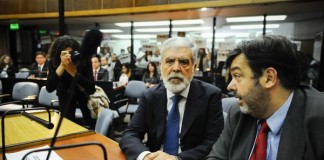 De Vido, sentado en el banquillo de acusados por tragedia de Once