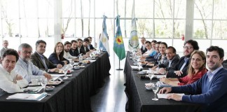 Reunión de gabinete ampliada en Vicente López