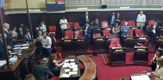 Vidal avanza con los recortes