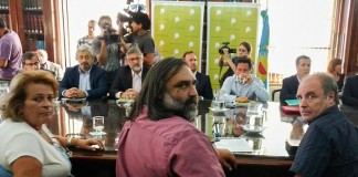 Provincia ofreció 15% sin gatillo y los gremios docentes dijeron no