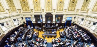 Idas y vueltas con la aprobación del presupuesto bonaerense