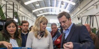 Massa visitó una Pyme de Tres de Febrero