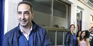 Tagliaferro votó en Castelar acompañado por su familia