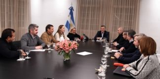 El Gobierno acordó formar una Mesa de Acción Política