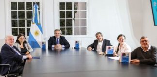 El Gobierno anunció un nuevo kit de testeo rápido de coronavirus