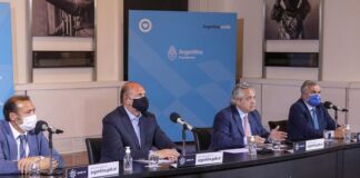 La pandemia recrudece en varias regiones, pero afloja en el AMBA