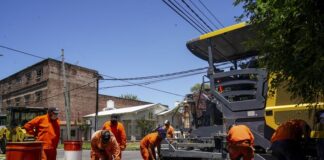 Continúa el plan de bacheo y asfalto