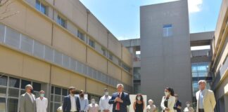 AF, Kicillof y Descalzo recorrieron operativo de vacunaci贸n