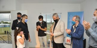 Entregaron viviendas del plan Procrear de Castelar sur