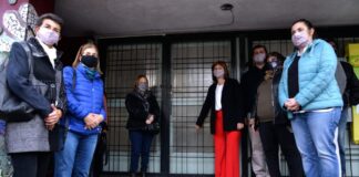 Patricia Bullrich realizó una actividad frente a una escuela de Morón