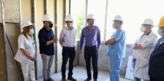 Moreira y Katopodis recorrieron obras en el Hospital Thompson