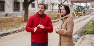 Soledad Martínez recorrió las obras del Conducto Pelliza