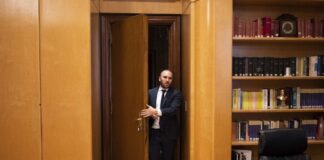 De Perón y tiros en los pies