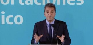 Massa anunci贸 medidas para fomentar exportaciones de la Econom铆a del Conocimiento