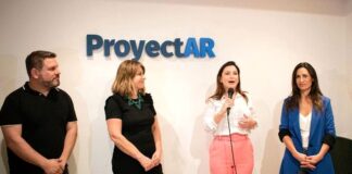 Bondaruk y Achilli, al frente de una inauguración de Proyectar