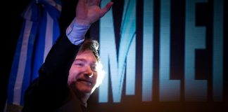 Milei superó los pronósticos y pintó el país de violeta