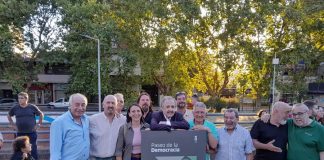 Homenaje a Raúl Alfonsín en la Plaza de San Martín
