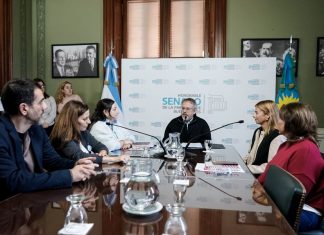 Valenzuela asume como presidente de la comisión de Asuntos Municipales