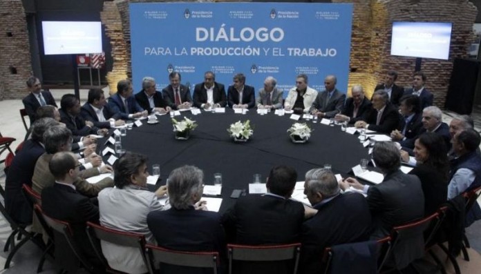mesa-dialogo