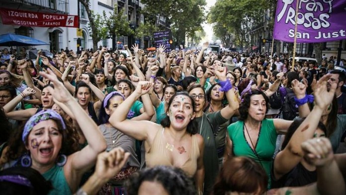 dia-de-la-mujer-2373953h540