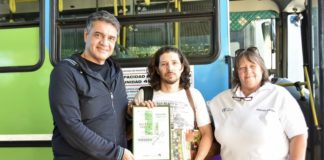 Jorge Macri entregó boleto 1 millón en el Transporte del Bicentenario