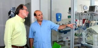 El director del Hospital Thompson se recupera de Covid -19