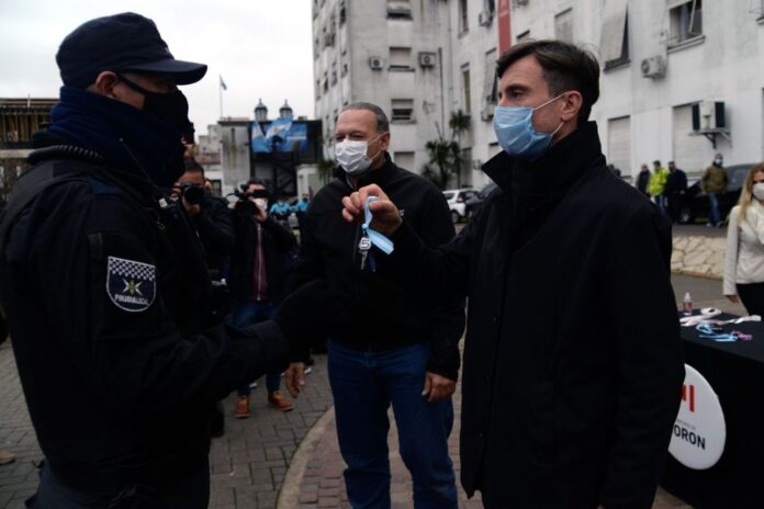 polis