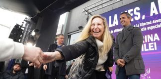 Karina ya camina el Conurbano
