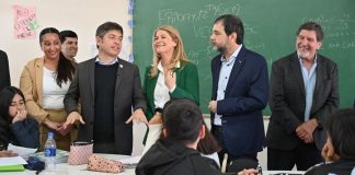 Kicillof visitó San Martín tras el triunfo electoral